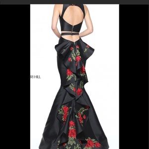 Sherri Hill prom dress size 0